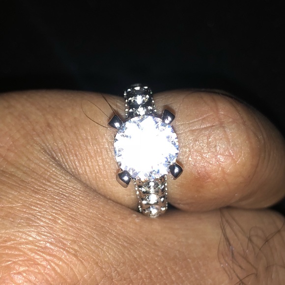 SOLD Ring Engagement - Picture 5 of 8